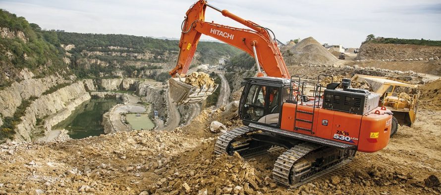 Hitachi lansează noul excavator de capacitate mare ZX530LCH-6