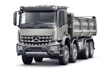 New model variants and equipment levels for Mercedes-Benz construction trucks