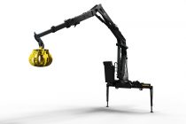 Hiab launches new Jonsered 1500RZ recycling crane at the Pollutec exhibition