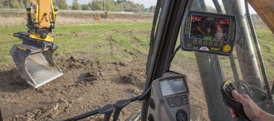 Engcon tilts automatically with Leica Geosystems
