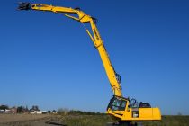 Komatsu reaches new heights with the new PC390HRD‐11 excavator