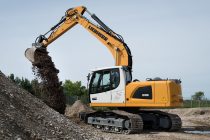 The new versatile Liebherr R 918 crawler excavator