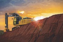 John Deere adds Grade Guidance to 210G LC excavator and makes customer-driven updates to 130G – 470G LC models