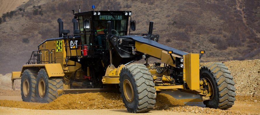 New CAT 24 motor grader improves performance, lowers costs and advances safe operation
