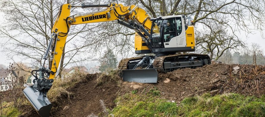 Liebherr începe producția de serie a excavatorului R 926 Compact