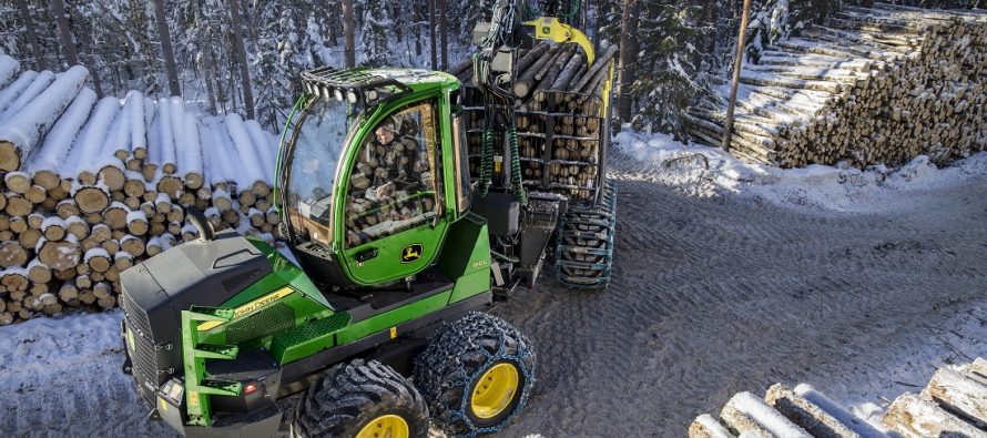 John Deere to showcase at Finnmetko the G-Series small forwarders and the market’s smartest tool for logging planning & monitoring