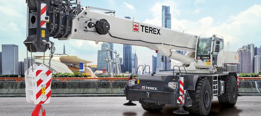 The Terex RT 90 rough terrain crane is cost-effective to transport and operate