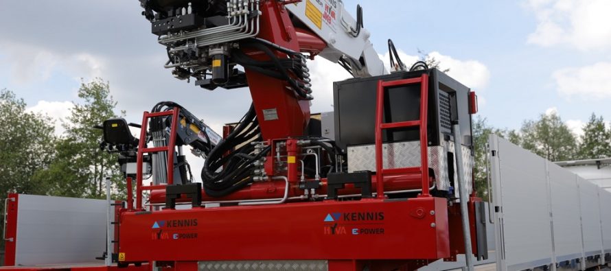 Electric power demonstrated with the new Hyva Kennis e-Power crane