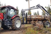 Kesla’s new tractor forest trailer range displayed at SkogsElmia