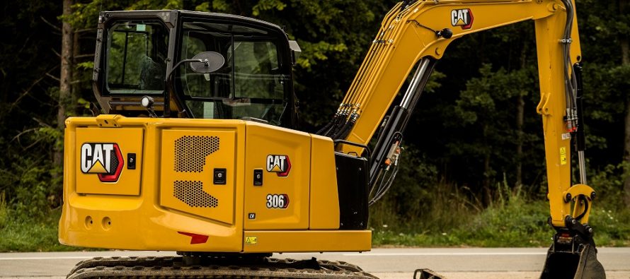Caterpillar aduce în clasa de 6 tone noul excavator Cat 306 CR Next Generation