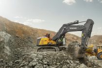 Excavatorul de 90 t Volvo EC950F, disponibil acum la nivel global