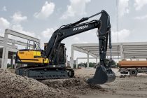 Noul excavator Hyundai HX220AL din seria A este un „game changer”