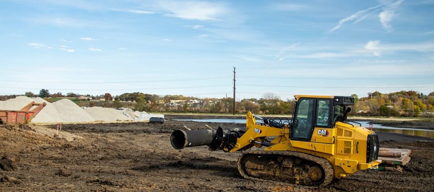 CAT 963 track loader pairs ultimate versatility with fuel and productivity improvements