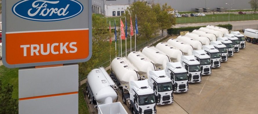 Cefin Trucks livrează prima parte a unei flote de 100 unități Ford Trucks 1842T