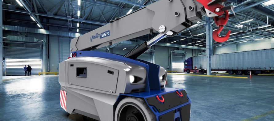 Manitex Valla launches the new ultra-compact 3.6 tonne V 36 R electric mobile crane