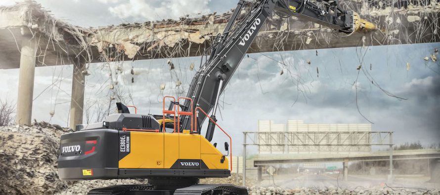 Straight boom transforms 38 ton Volvo EC380E excavator into formidable demolition tool