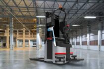 Effidence and Manitou teamed up in developing a range of logistics robots