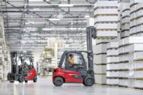 Award-winning products: Linde electric forklift and tugger train guidance system