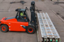 Linde Material Handling launches electric heavy-duty forklift trucks