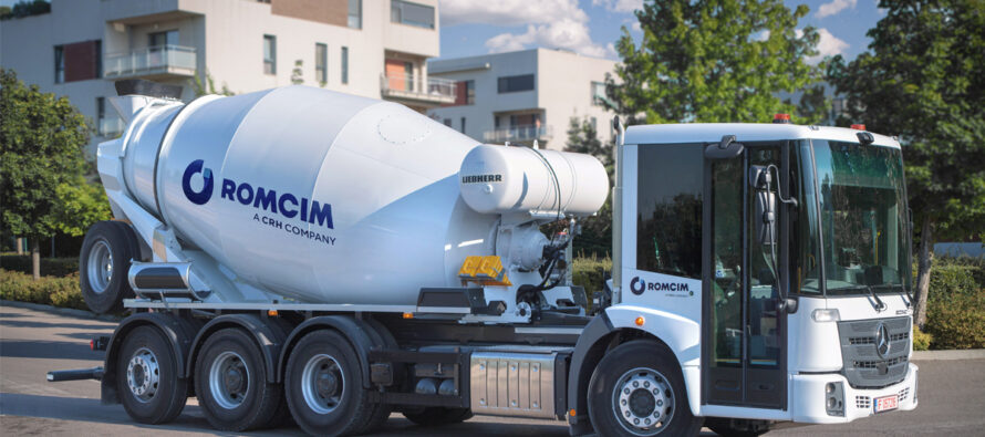 Mercedes-Benz Trucks & Buses Romania a livrat o autobetonieră Econic către Romcim