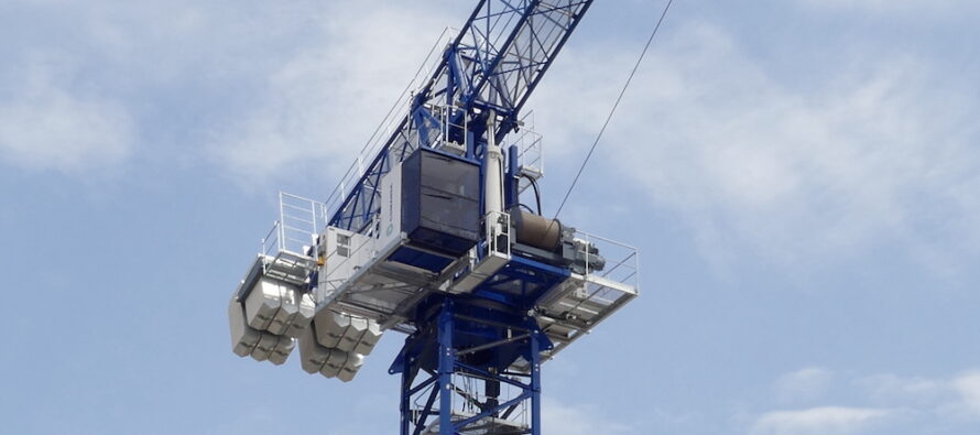 Comansa presents the new LCH300 hydraulic luffing jib crane