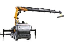 Hiab launches new 90 tm heavy loader crane — EFFER iQ.950 HP