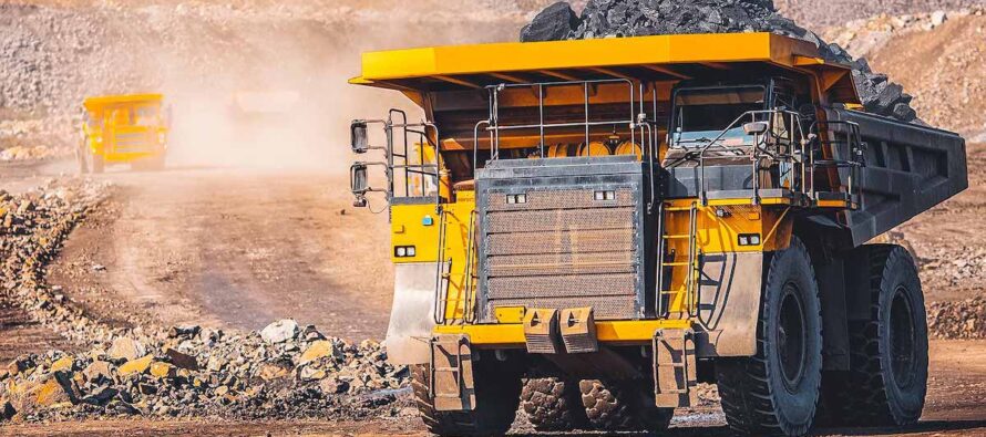 Cele mai mari camioane miniere de ultra-clasă din lume