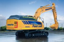 Komatsu concept medium-sized hydraulic excavator equipped with a hydrogen fuel cell