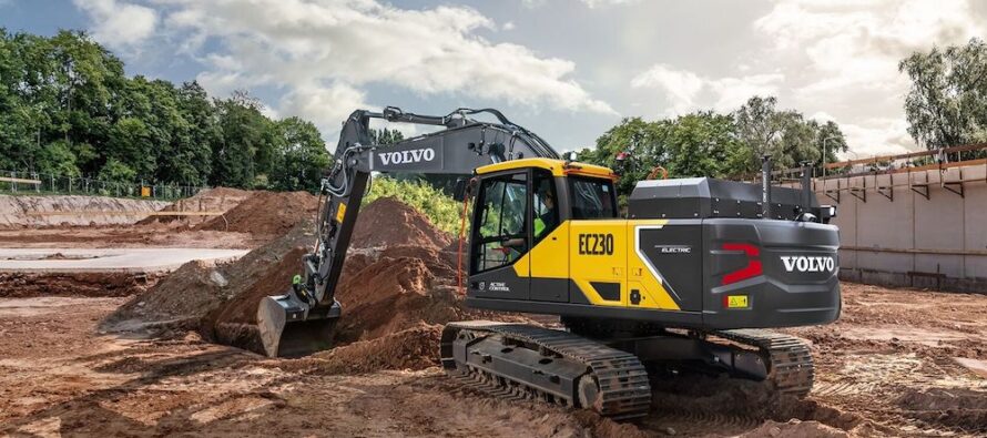 Volvo CE lansează în Europa excavatorul EC230 Electric