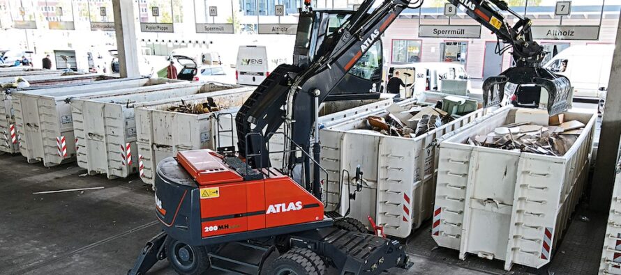 ATLAS expune la IFAT 2024 excavatorul electric pentru manipularea materialelor 200MH accu