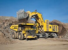 Komatsu și SMS Equipment anunță noul excavator hidraulic minier PC9000