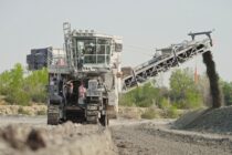 A new cutting drum expands the range of applications for Wirtgen Surface Miners in hard rock and stone