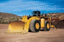 Built to the same size as the Cat 994K, the Cat 995 wheel loader surpasses it