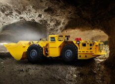 Epiroc launches battery-electric Scooptram ST10 G underground loader for smaller drift sizes