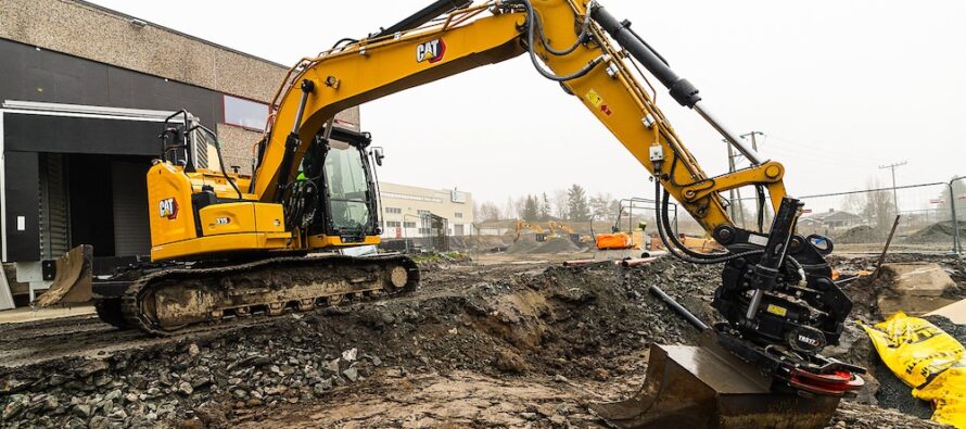 Versatile new Cat Tiltrotators deliver fully integrated solution to increase machine utilization and help lower costs