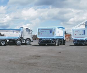 Schmitz Cargobull S.KI tipper semi-trailers are digital pioneers for the construction site