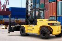 Hyster lansează un nou stivuitor electric pentru containere goale
