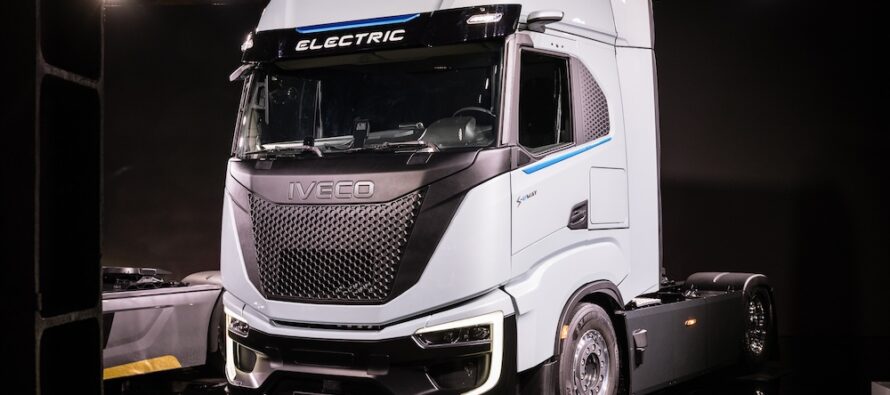 IVECO unveils the new S-eWay Artic