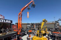 Parteneriat între ATLAS și DEVELON pentru utilaje de manipularea materialelor
