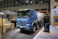 Mercedes-Benz Trucks a prezentat noul camion eArocs 400 la Bauma 2025