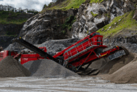 Finlay launches the new 693 and 694 inclined screeners