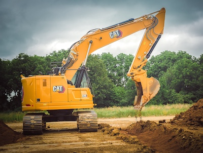 O nouă configurație de tren de rulare heavy-duty pentru excavatorul Cat 325