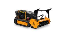 Noul tractor șenilat ultracompact RCU45 pentru managementul vegetației