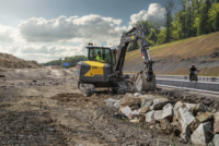 Volvo CE lansează trei excavatoare compacte de generație nouă înainte de ConExpo 2026