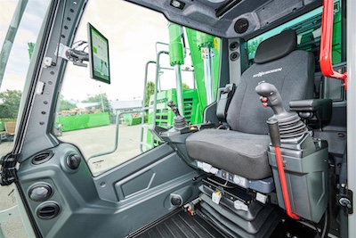 Un nou excavator manipulator SENNEBOGEN în Seria G