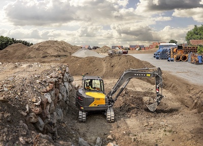 Volvo CE lansează trei excavatoare compacte de generație nouă înainte de ConExpo 2026