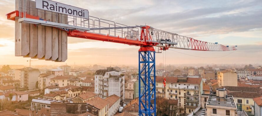 Raimondi expands popular T Series range with new flat-top tower crane