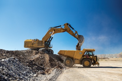 Noul design al excavatorului hidraulic minier Cat 6015 crește timpii de funcționare