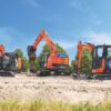 Hitachi își extinde gama de excavatoare electrice cu noul ZX135-7EB