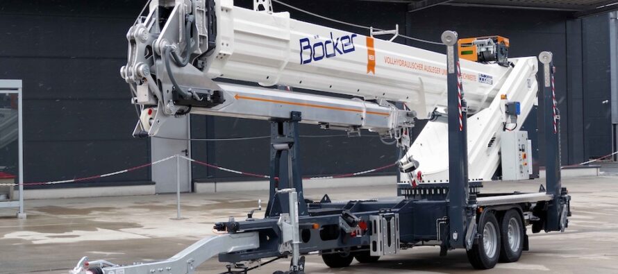 Böcker introduces a new top-of-the-range trailer crane